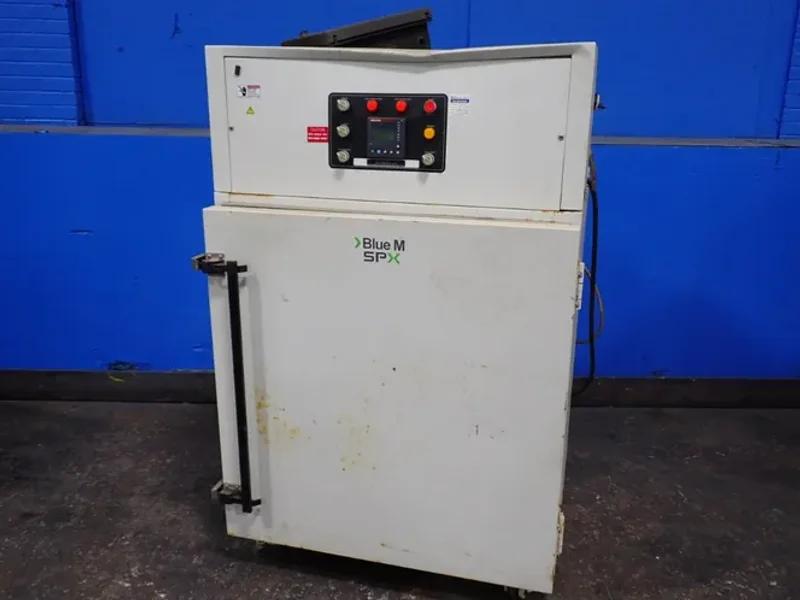 SPX 32" X 26" X 26" TEMPERATURE CHAMBER  -  CE0916-4