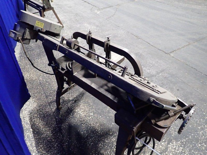WELLS 22" X 9" HORIZONTAL BAND SAW  -  8-M-42