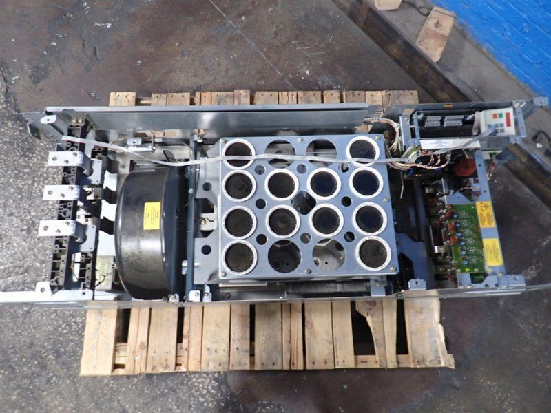 SIEMENS AC DRIVE  -  6SE7032-1EG20-Z