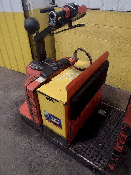 10,000 LB TOYOTA MODEL #6TB50 ELECTRIC CART &amp; TOW TRUCK: STOCK #16219