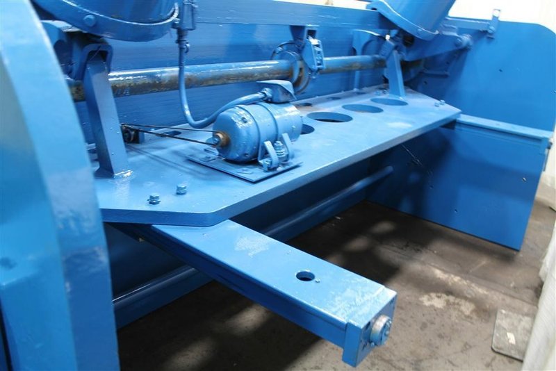 10' X 1/4" CINCINNATI POWER SQUARING SHEAR: STOCK #61965