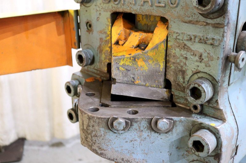 5&#039; X 5&#039; X 1/2&#039;  BUFFALO MODEL #1-1/2C IRONWORKER: STOCK #72338