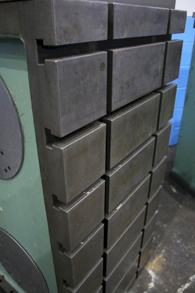 GIDDINGS &amp; LEWIS ANGLE PLATE: STOCK #75955