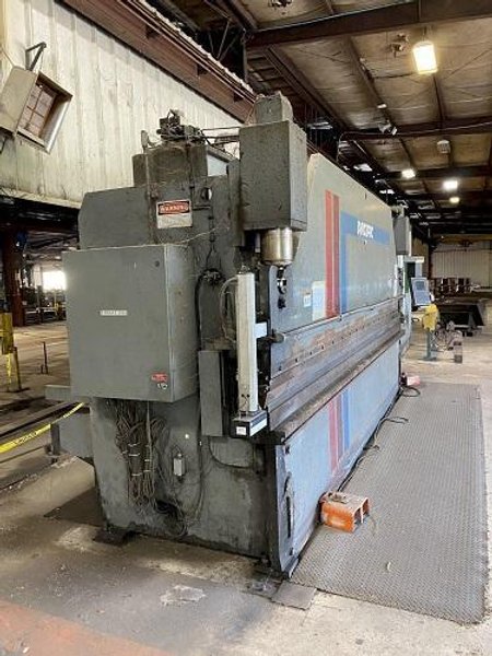 135 TON X 18' PACIFIC MODEL #FF-135-18-II-S HYDRAULIC PRESS BRAKE