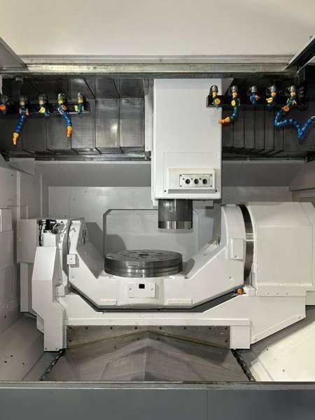 Okuma MU-500VA-L 5-Axis CNC Universal Machining Center – Milling &amp; Turning Capability