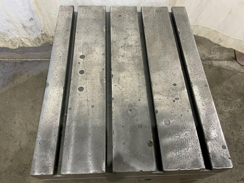 30" X 24" X 24" CARLTON UNIVERSAL DRILL TABLE: STOCK #81014