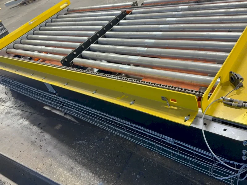 Industrial Kinetics 57" X 108" X 18" Power Roller Conveyor