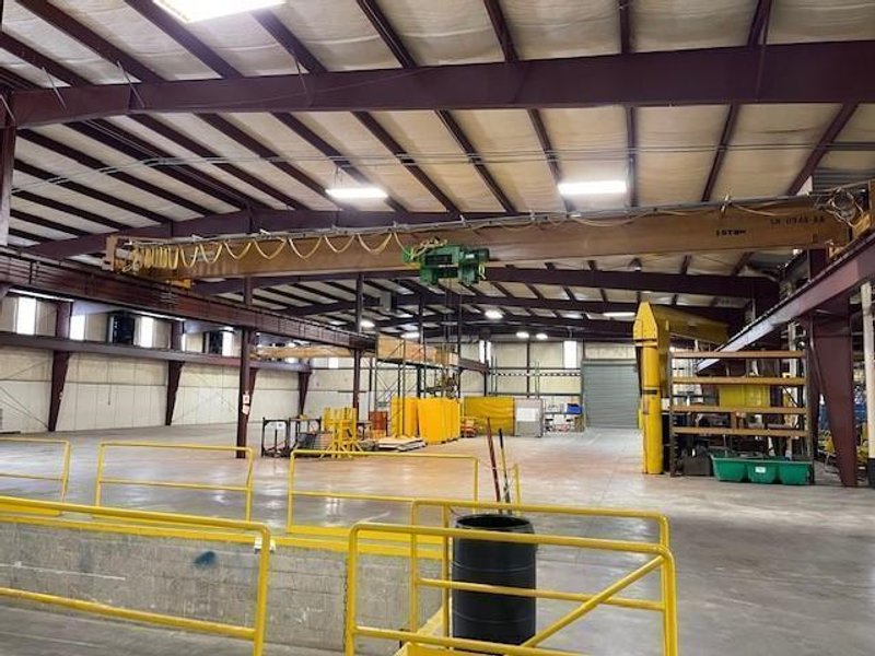 10 TON X 45' WIDE X 147' LONG RMT SINGLE GIRDER OVERHEAD CRANE SYSTEM