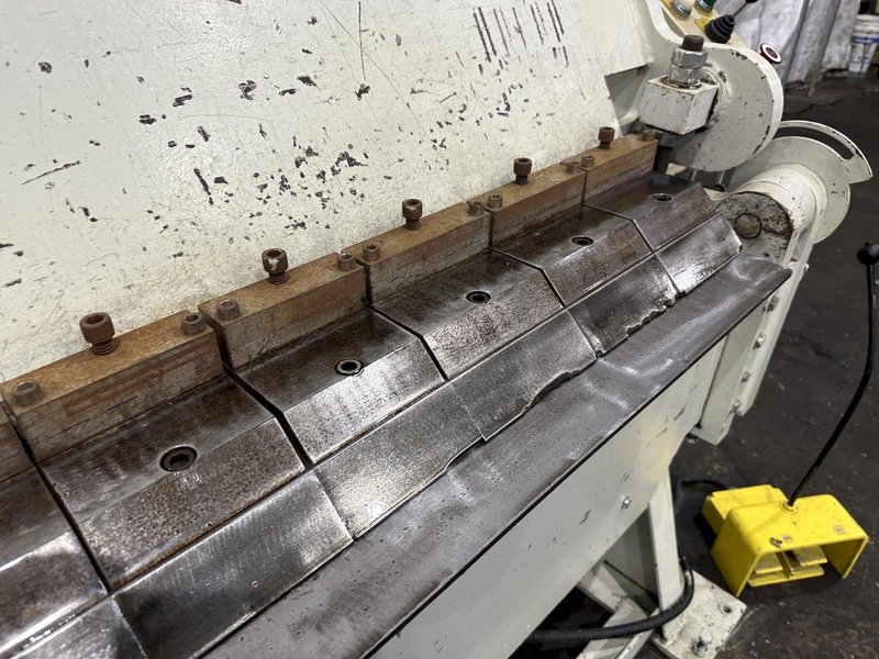 10' X 14 GA BIRMINGHAM HYDRAULIC BOX &amp; PAN FINGER BRAKE: STOCK #77932