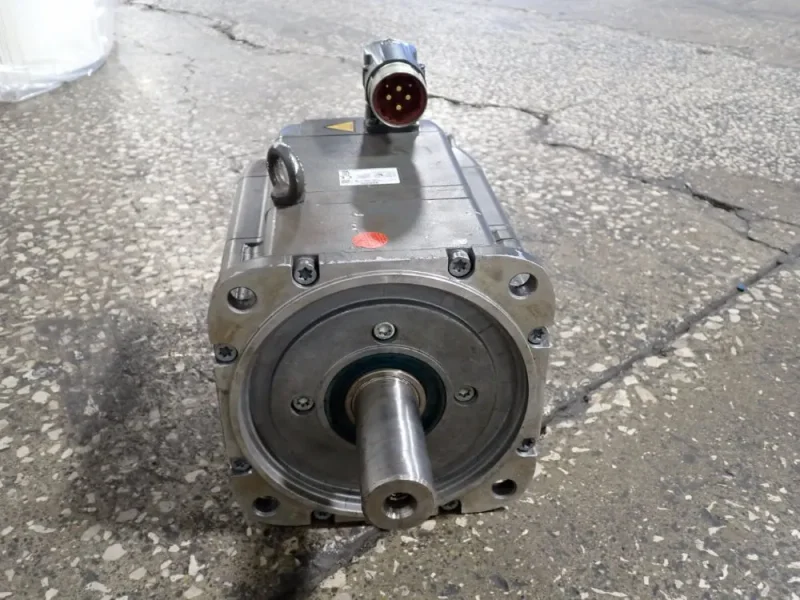 SIEMENS 5000 RPM SERVO MOTOR  -  1FK7103-2AF71-KH1