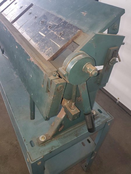 48" X 16 GA ENCO 130-5061 FINGER BRAKE PRESS. STOCK #0315423.