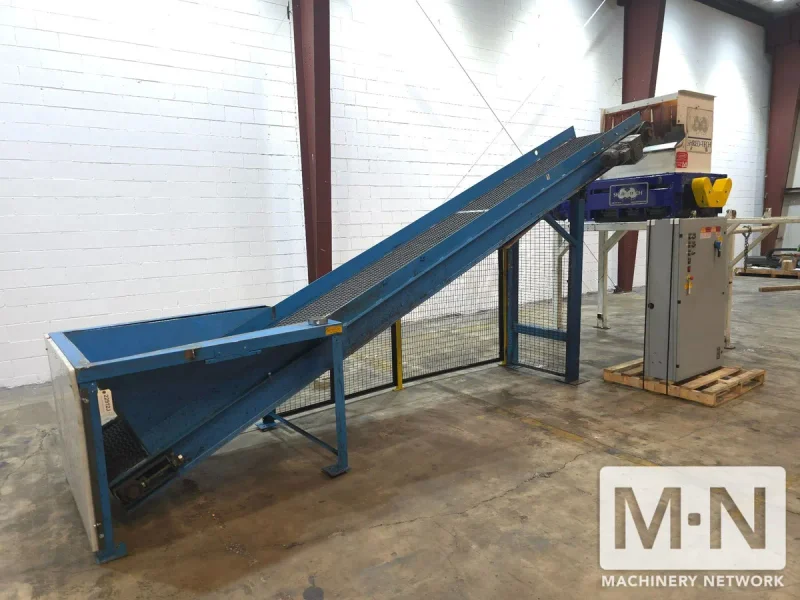 60 HP SHRED-TECH MODEL STQ-50E 4 SHAFT SHREDDER MFG 2015
