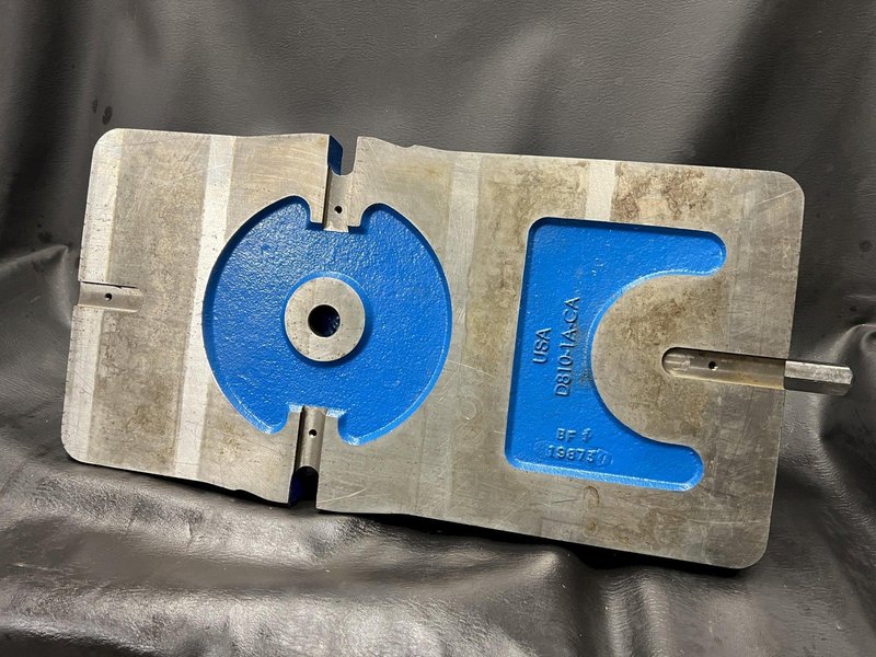 Kurt Ang Lock D810 8" CNC Manual Vise 10" Opening