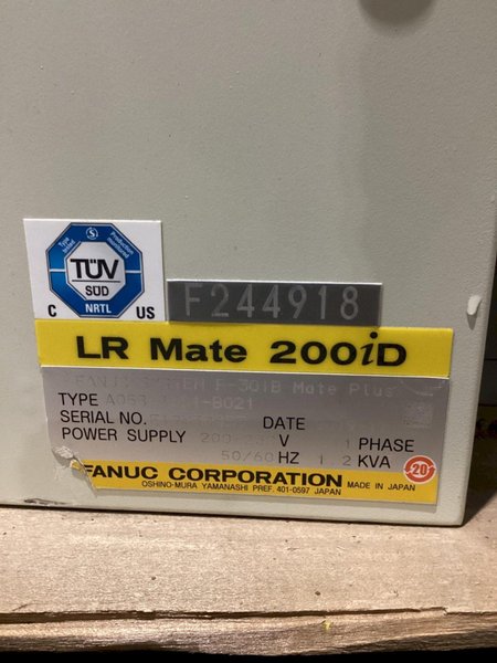 FANUC LR Mate 200iD/7L Robot w/ R-30iB Mate PLUS Controls &amp; Pendant USED