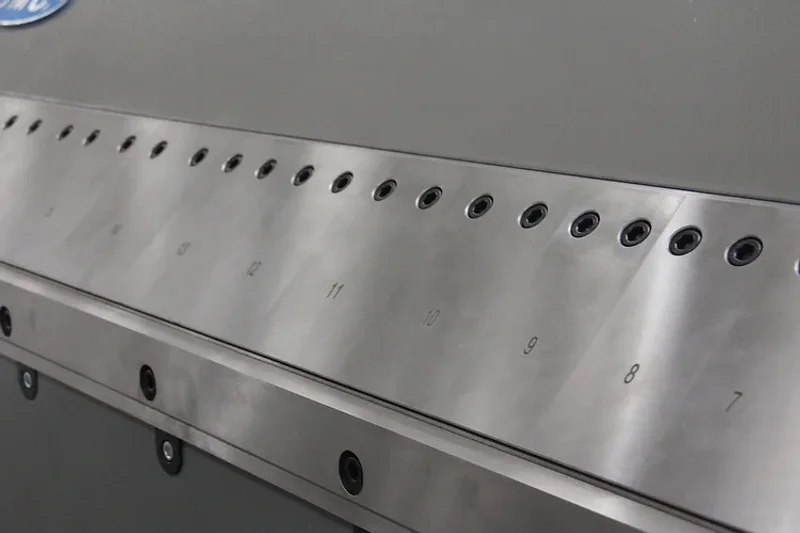 NEW 10' X 14GA - GMC MODEL EBB-1014CNC SHEET METAL FOLDER/BOX AND PAN BRAKE