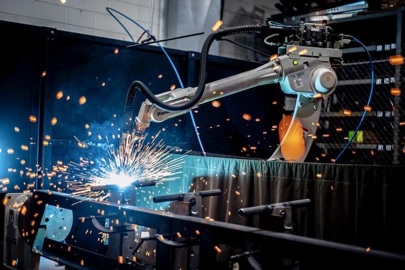 Miller Performarc PA1100SS (PA212S) Robotic Weld Cell, 2012 – Panasonic TAWERS TA-1900 Robot, 350 Amp Panasonic Dip Pulse HMIII350, Dual Light Curtains