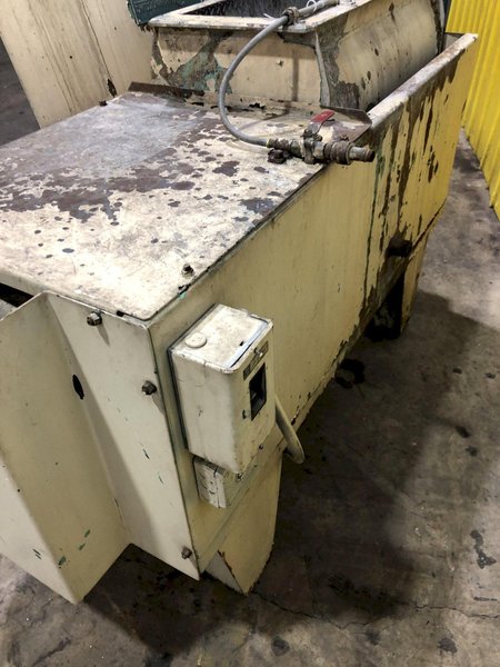 4 CUBIC FOOT ELECTRO-DEBURRING COMPANY  MODEL #R32 TUB TYPE VIBRATORY FINISHING MACHINE : STOCK #17209