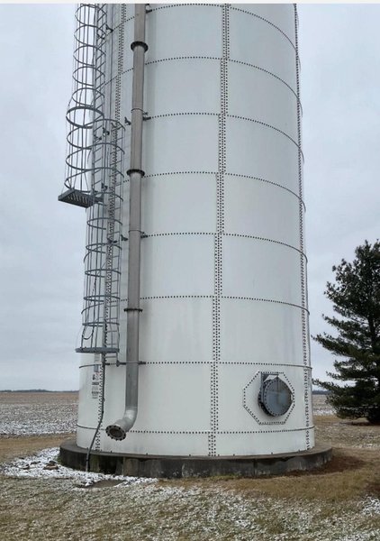 272,000 Gallon Aqua Store 20121 WT Water Tower