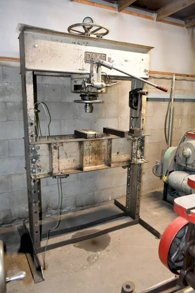 70 TON DAKE MODEL #70H H-FRAME HYDRAULIC PRESS: YOBRO #25833