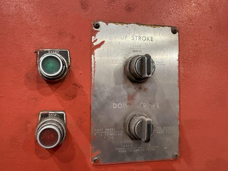 1250 TON X 20' CINCINNATI MODEL #1250HX16 HYDRAULIC PRESS BRAKE: YOBRO #25005