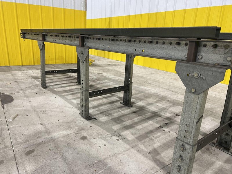 18&quot; X 115&quot; ROLLER CONVEYOR: STOCK #20609