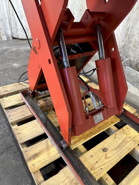 5400 LBS PRESTO HYDRAULIC SCISSORS LIFT TABLE: STOCK #77108