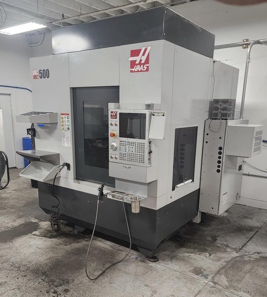 Haas UMC 500 Universal Machining Center, 2020 – 15,000 RPM Spindle, TSC, HSM, Chip Auger, WIPS