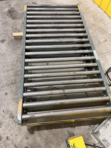 4,000 LB X 72" X 36" SOUTHWORTH MODEL #LS4-36 HYDRALUIC LIFT TABLE WITH ROLLER TOP: STOCK #20909