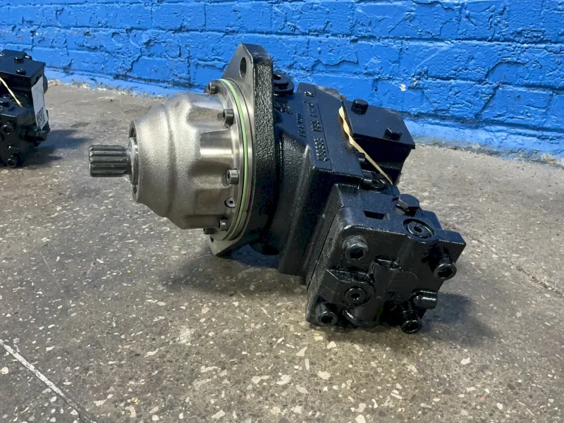 DANFOSS MOTOR TRACK DRIVE  -  51C060-1-RD1B