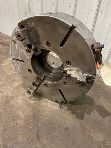 24-3/4&quot; BISON 3 JAW CHUCK: STOCK #75198