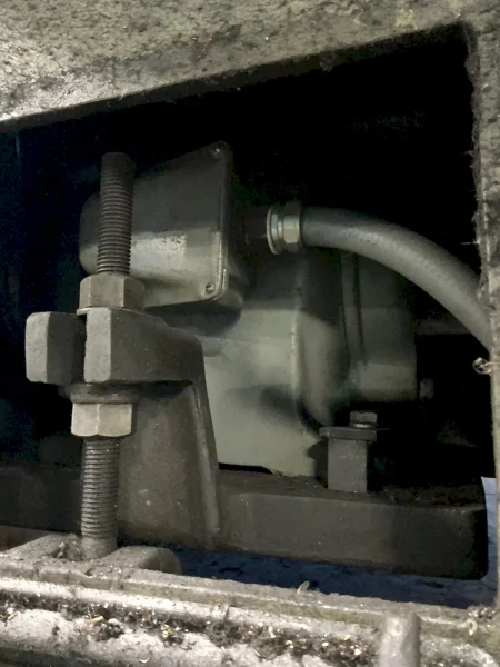 REED-PRENTICE 15” X 30” LATHE
