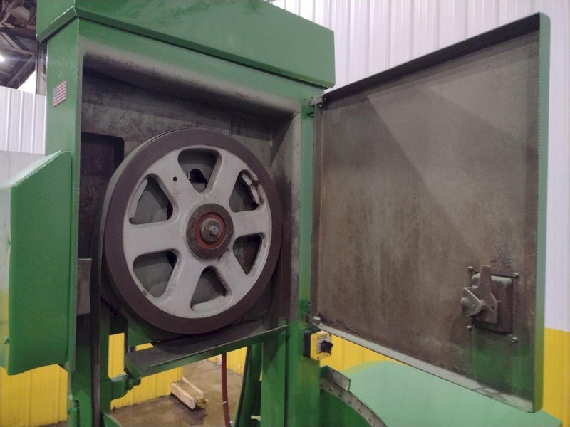 18" X 20" HYD-MECH MODEL V18 SERIES II VERTICAL BAND SAW: STOCK #24965