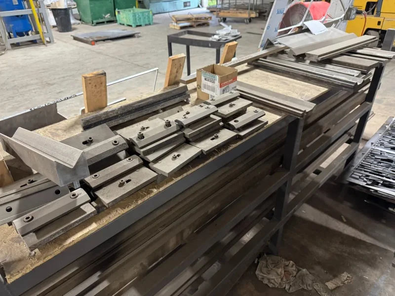 USED PROMECAM MODEL RG-80-30 10' x 88 TON UP-ACTING HYDRAULIC PRESS BRAKE