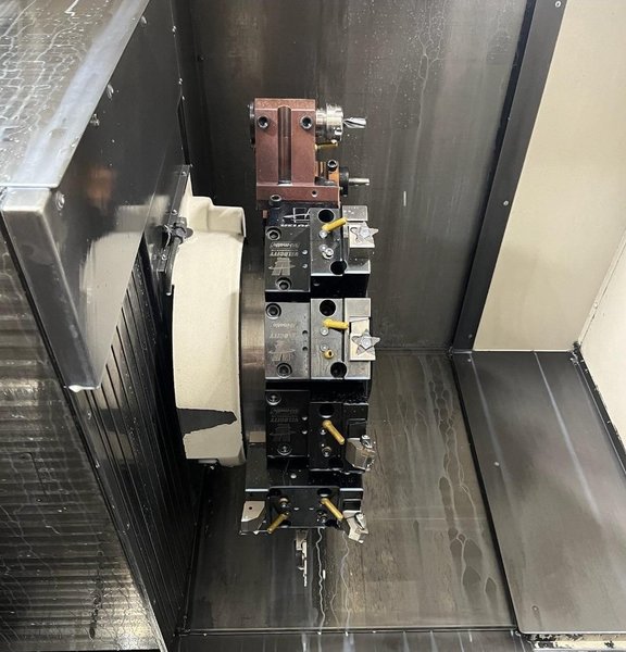 Okuma LT3000 EX Twin Star Multi Axis CNC Lathe, 2020 – Renishaw Probe, Bar Feeder, Chip Conveyor