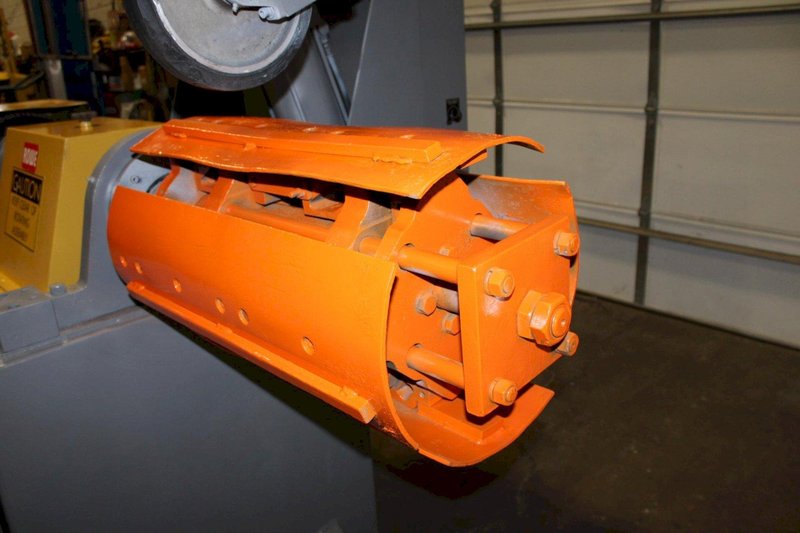 10000 LB X 28" ROWE MOTORIZED UNCOILER