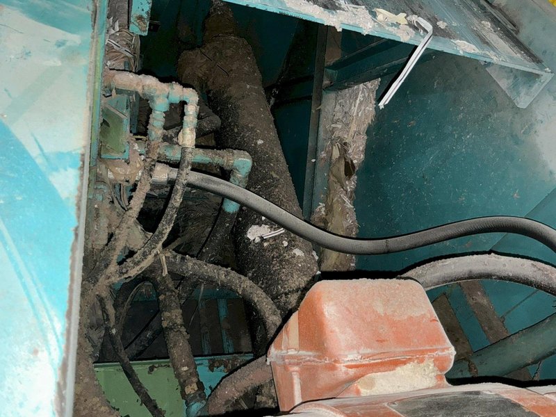 30" X 42" BALEMASTER CLOSED DOOR HORIZONTAL HYDRAULIC BALER: YOBRO #25088