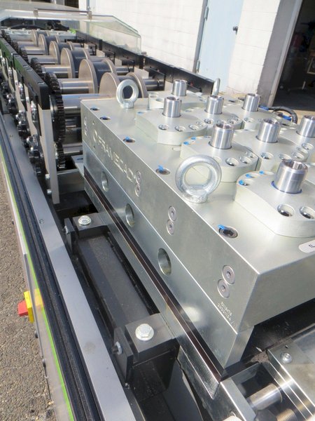 FRAMECAD System - Model F325iT - Produces Wall Frames, Trusses and Joists for Residential and Light Commercial Buildings