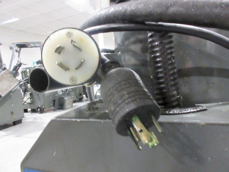 Haas HPC 1000 Portable High Pressure Coolant Unit for Lathes **See Note in Pics**- Auction Item