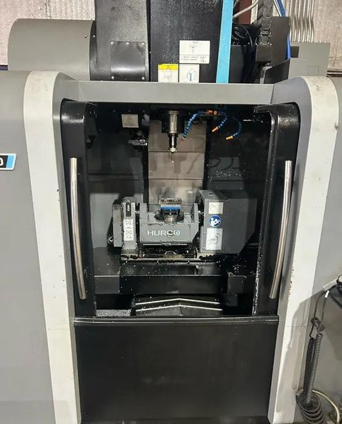 Hurco VM-10Ui 5 Axis UMC, 2020 – WinMax CNC Control, Coolant Thru Spindle