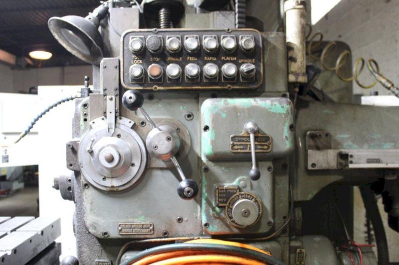 2.5&quot; DEVLIEG 2B-36 SPIRAMATIC HORIZONTAL BORING MILL W/ TOOLING. STOCK # 0881425