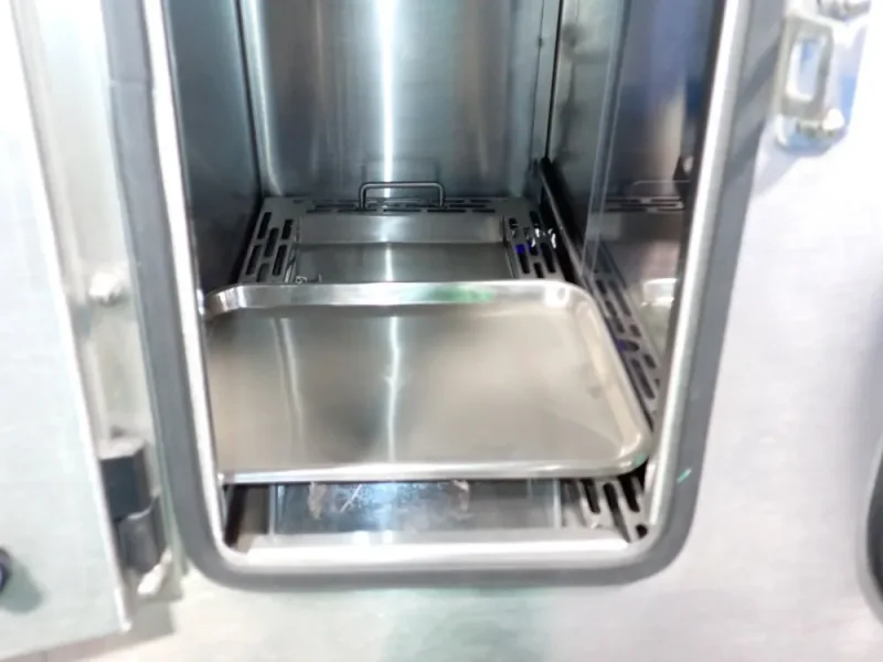 GERMFREE LABORATORIES 24" X 30" X 22" CHAMBER Containment Aseptic Isolator Laminar Flow Hood  -  VF-4USP