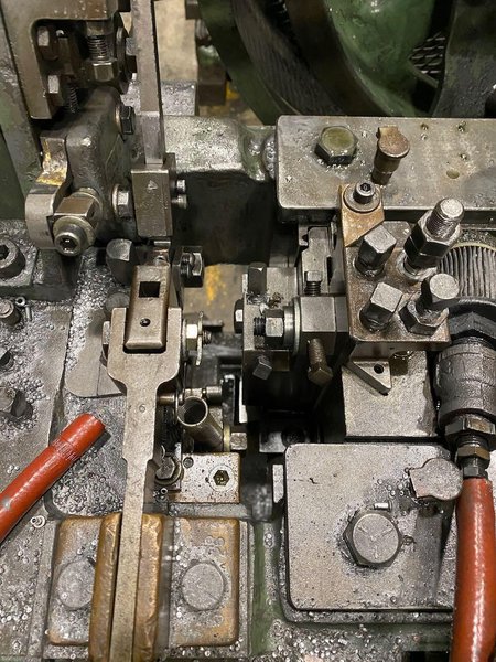 1/8&quot; Waterbury Farrel Model #0 Two Die Four Blow Cold Header