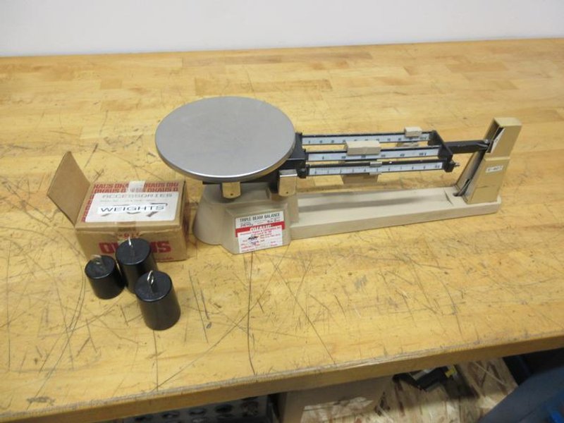 Triple Beam Balance Scale Grams W/ Calibration Weights- Auction Item