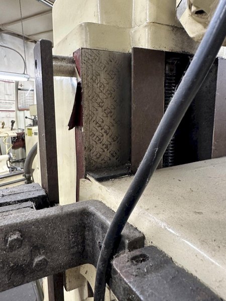 3 HP SANTEC RB-10 PROTO TRAK MX2 CNC VERTICAL MILL. STOCK # 0641523