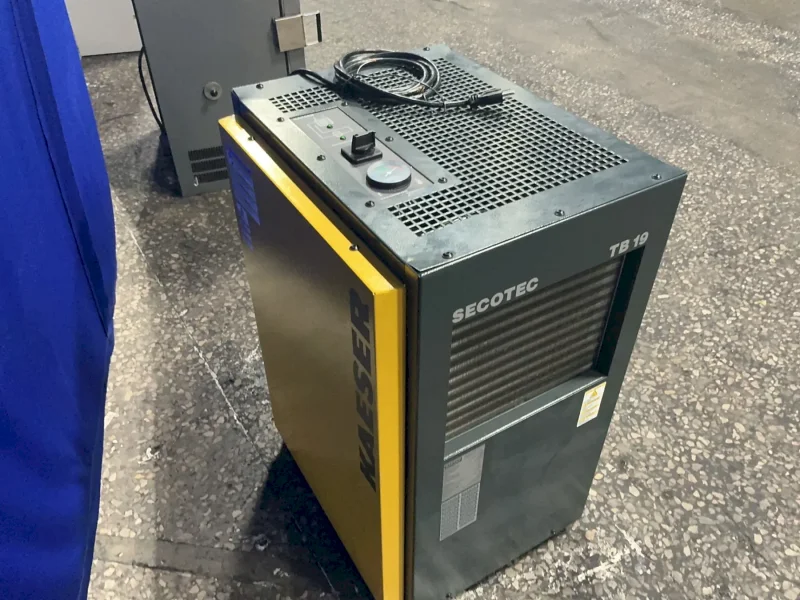 KAESER REFRIGERATION DRYER   -  TB19