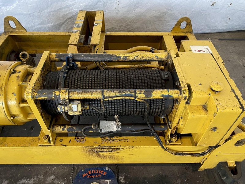 3 TON MUNCK TOP RUNNING TROLLEY HOIST. STOCK # 0314822