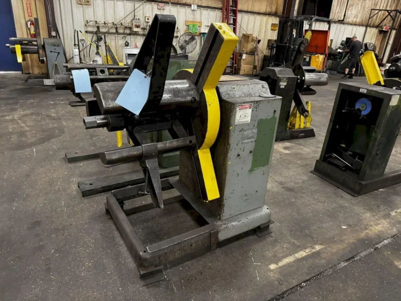 4,000 LB X 18" AMERICAN MODEL 60 UNCOILER: YOBRO #23927