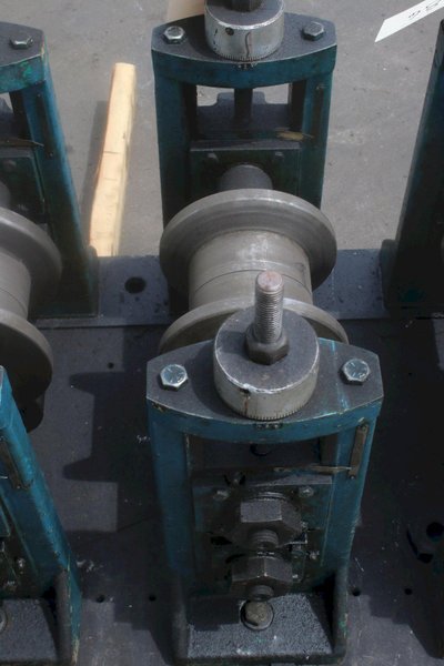 YODER MODEL # M 1-1/2" ROLLFORMING STAND: STOCK #75185