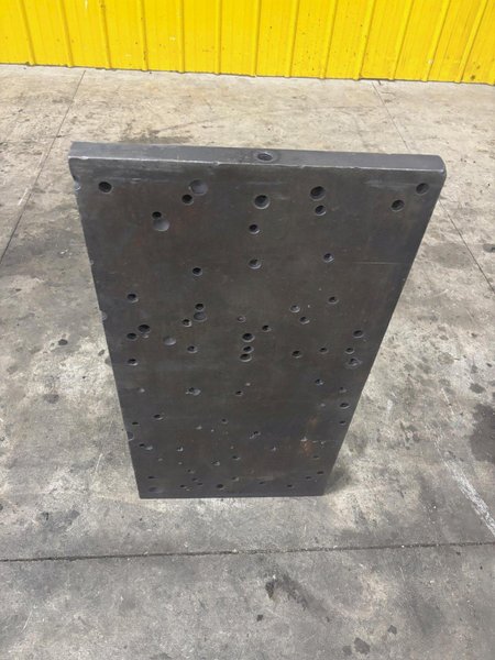 (2) 18&quot; X 18&quot; X 36&quot; X ANGLE PLATES:YOBRO #24037