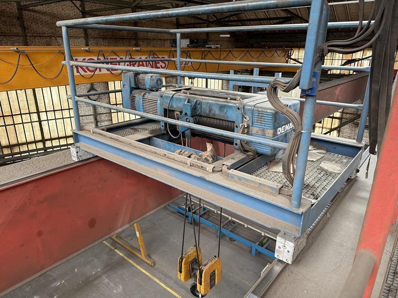 Demag - 10 ton x 28 470 mm
